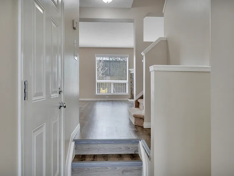 37 Vaughn Ave #37 — Photo 3
