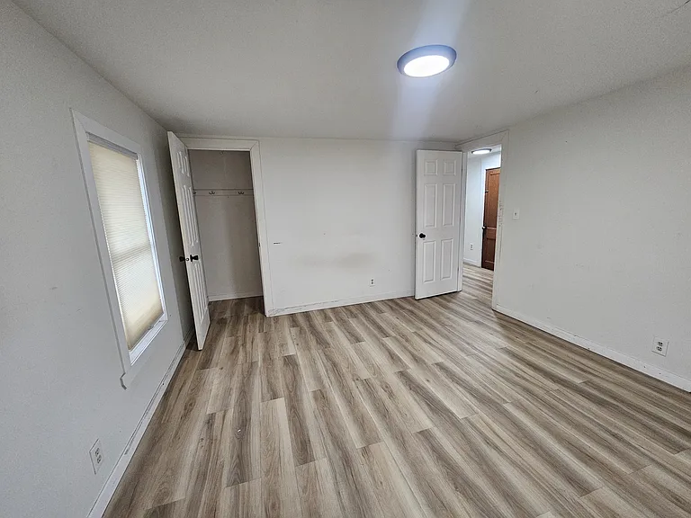 135 Wisconsin Ave #2 — Photo 7