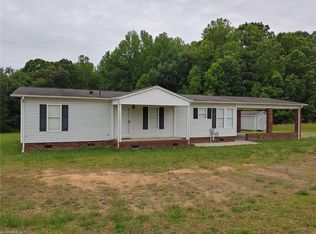 218 Shady Knoll Ln, Mocksville, NC 27028