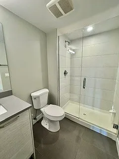 2407 W Eastwood Ave #207 — Photo 8