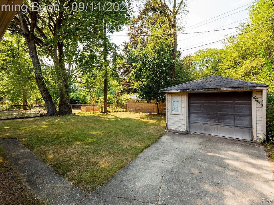 24031 Seneca Ave, photo 24