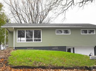 1305 Siegel St, Tama, IA 52339
