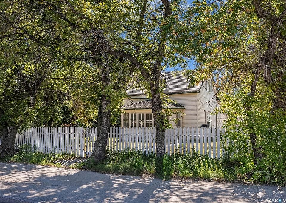 1st image of 311 Royal St