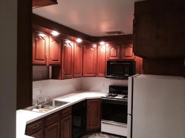 39 S 4th St, Hamburg, PA 19526