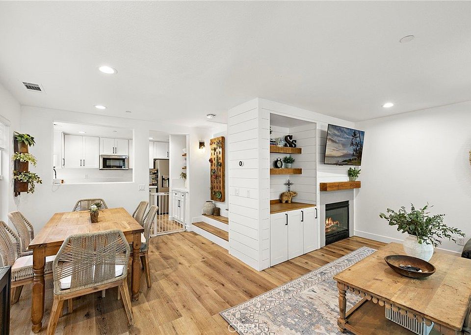 1st image of 90 Three Vines Ct