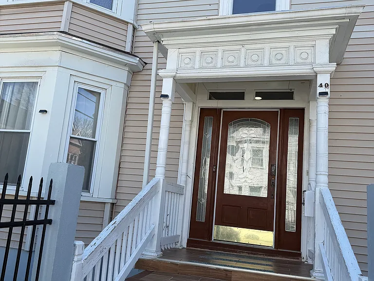 40 Rogers Ave #2 — Photo 2