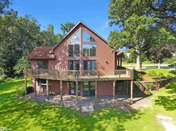 5618 V37 Hwy, Dysart, IA 52224
