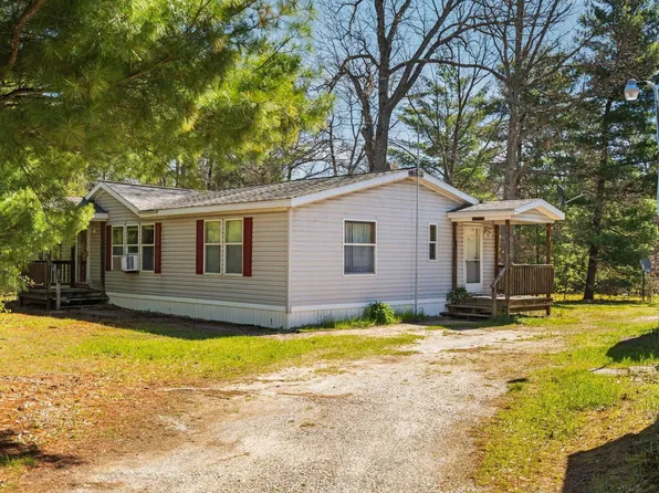 11970 West Dr, Fife Lake, MI 49633