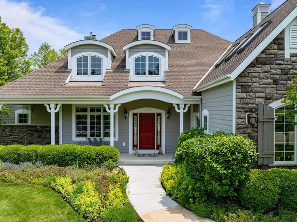 1835 Hickory Hill, Lake Geneva, WI 53147