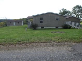 8230 Cutler Rd SW, Sherrodsville, OH 44675