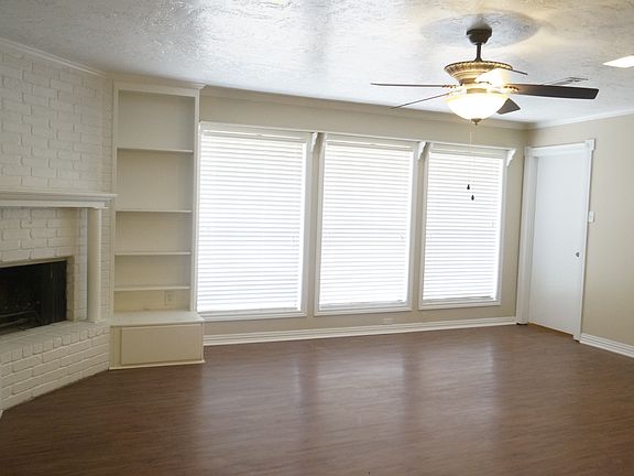 4th image of 3010 Adrienne Dr