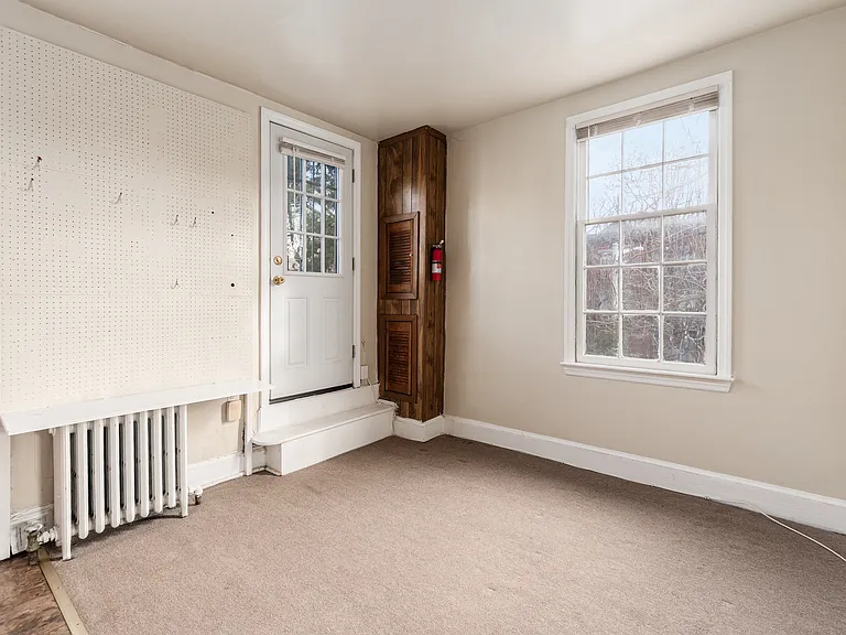 722 E St NE #2 — Photo 12