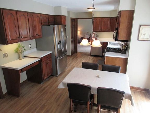 4th image of 3149 Oakley Dr