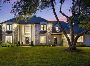 12901 Mohawk Cir, Leawood, KS 66209