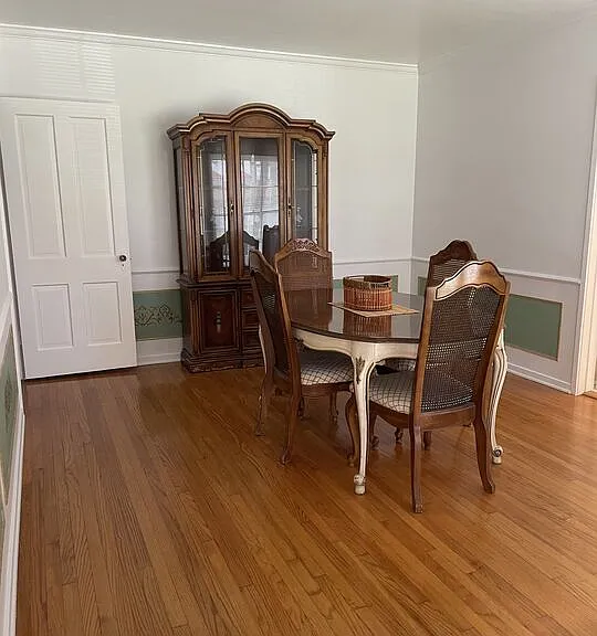 2211 W 78th Pl — Photo 59