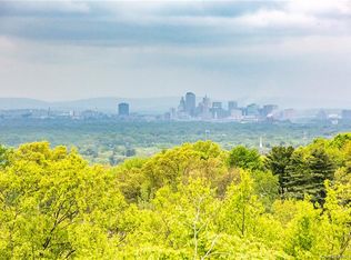 105 Knob Hill Rd, Glastonbury, CT 06033