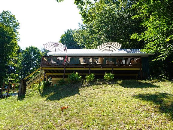 2nd image of 7957 N Maple Rd