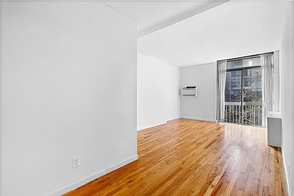 Rented by Keller Williams NYC | media 35