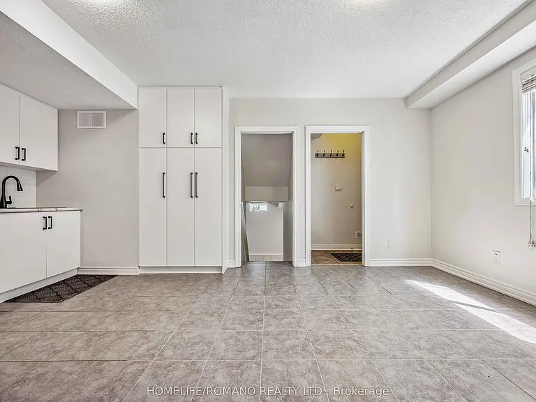 34 Gianmarco Way #BASEMENT — Photo 10