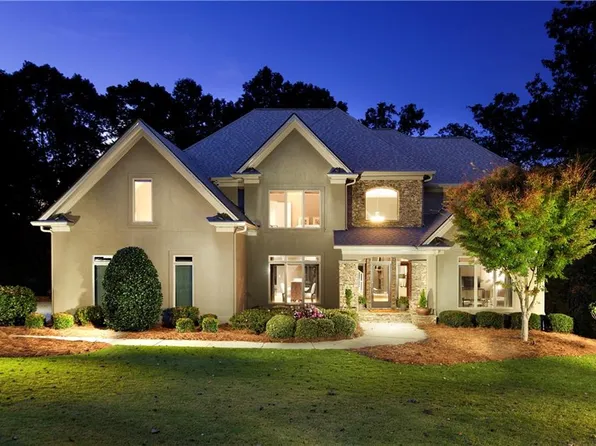 590 Fawn Glen Ct, Roswell, GA 30075
