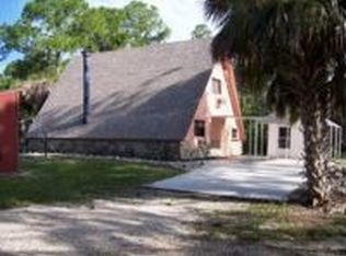 240 5th St NW, Naples, FL 34120