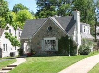 7237 Charlotte St, Kansas City, MO 64131