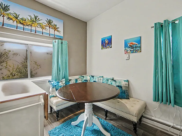2402 Desert Willow Dr — Photo 46