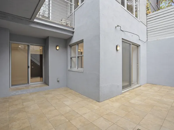 107 Waverly Avenue image 19 of 23