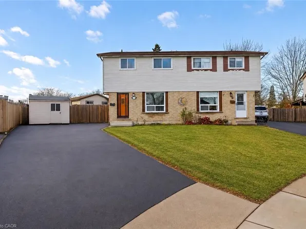 9 Cleveland Pl, Hamilton, ON L8J 1M9