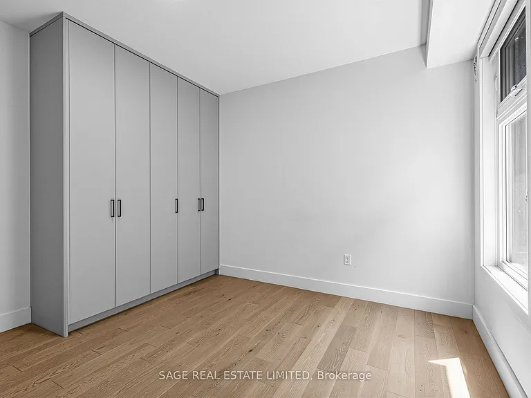 909 Castlefield Ave #1 — Photo 29