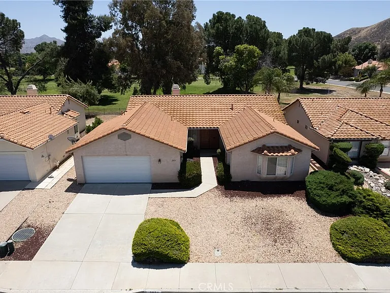 2971 Peach Tree St — Photo 29