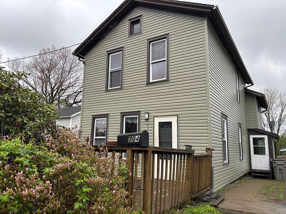 1st image of 704 N Grant St