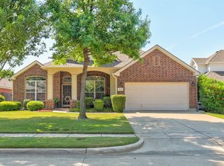 302 Natchez Trl, Mansfield, TX 76063