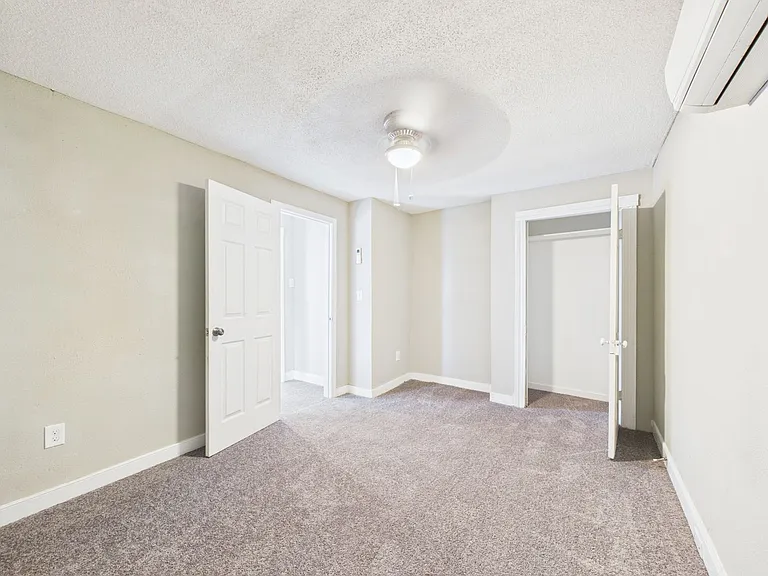 207 Wellford St — Photo 11