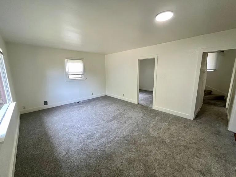 2743 Potter St — Photo 2