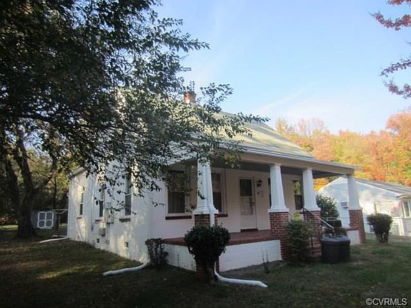 2nd image of 402 S Cedar Ave