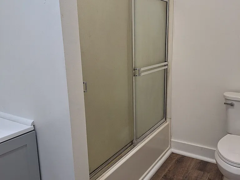 Apt 317 Bathroom