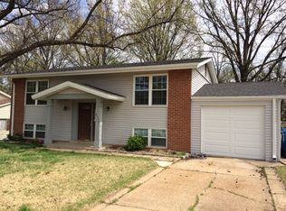2310 Wesford Dr, Maryland Heights, MO