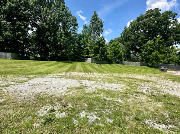 0 S College St, Harrodsburg, KY 40330