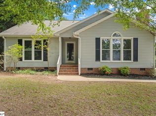 124 Fairview Pl, Greer, SC 29651