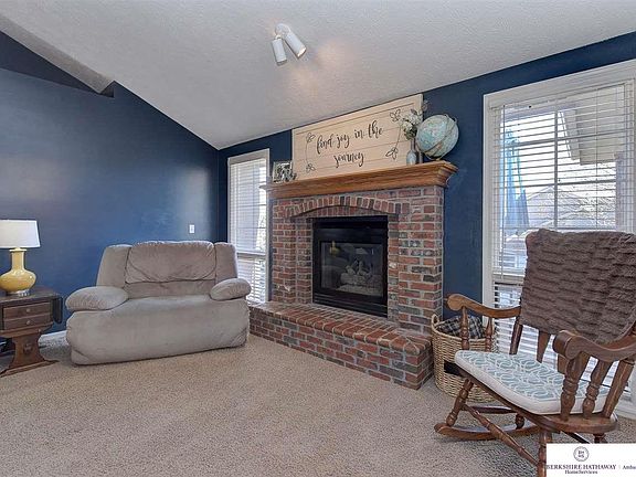 4th image of 4405 S 173rd St