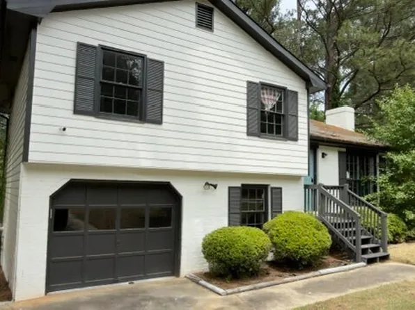408 Willow Ct SE, Conyers, GA 30094