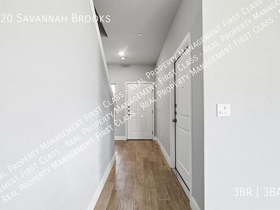 3rd image of 7220 Savannah Brks