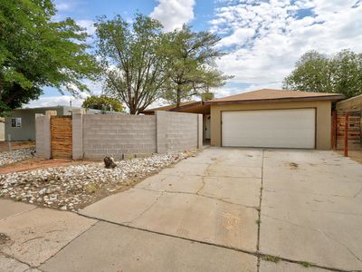 2420 Cagua Dr NE, Albuquerque, NM, 87110