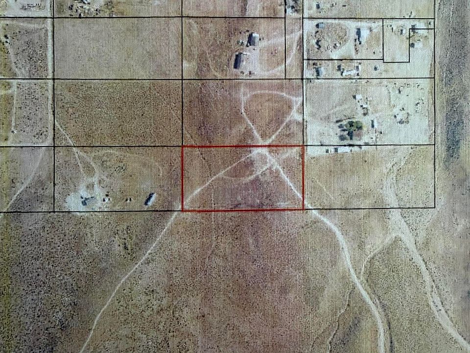1st image of Trail Drive Rd