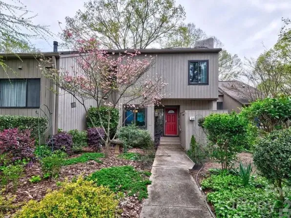 134 Pine Grove Cir, Clover, SC 29710