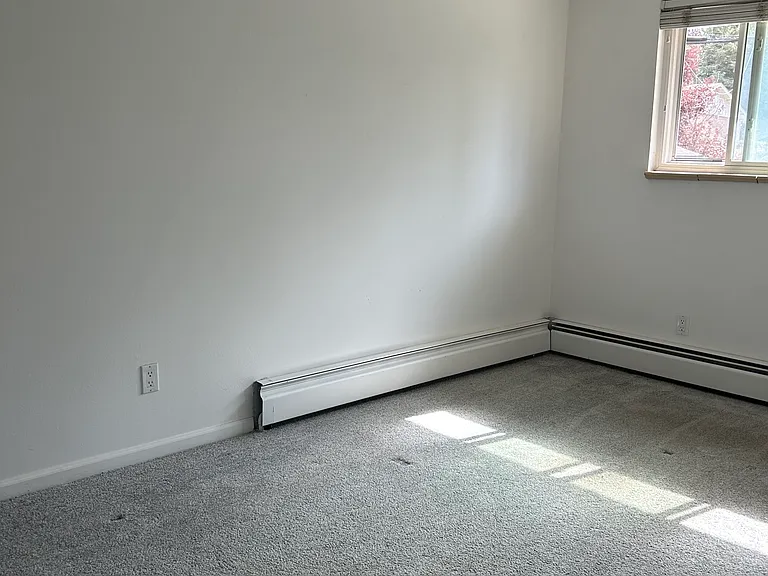 1614 Violet St #4 — Photo 8
