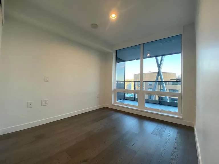 1111 Richards St #1506 — Photo 9