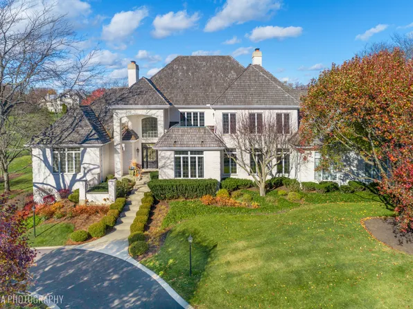 66 Hillburn Ln, North Barrington, IL 60010