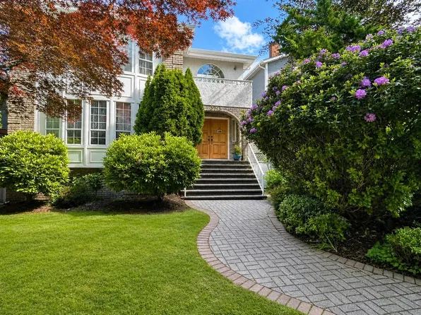 3713 W 31st Ave, Vancouver, BC V6S 1Y1